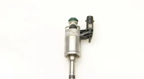 Audi A3 S3 8V Fuel injector 04E906036Q
