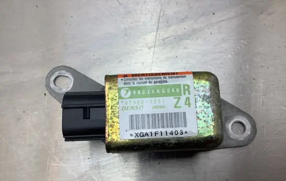 Subaru Outback Airbag deployment crash/impact sensor 98235AG040 1879001251 XGA1F11403