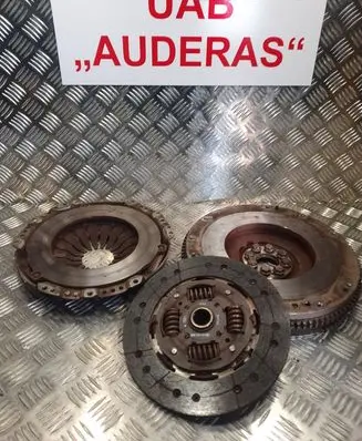 Nissan Almera Tino Clutch set kit 30100BN300