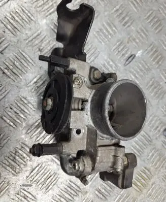 Hyundai i20 (PB PBT) Throttle valve 35100-03000