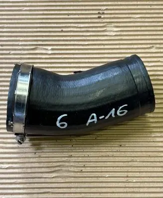 Volkswagen Jetta USA Intercooler hose/pipe 5Q0145792E 5Q0145838