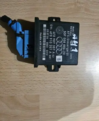 Audi A6 S6 C6 4F Light module LCM 4F0907357A 5DF00888620