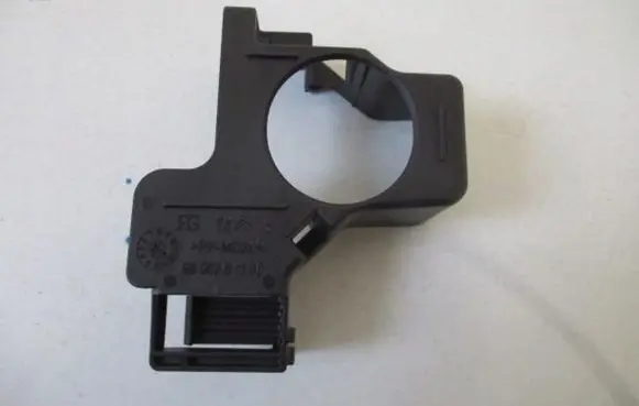 Battery box tray