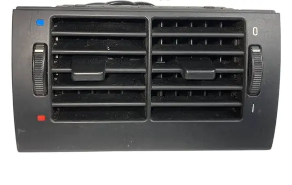 BMW 5 E39 Rear air vent grill 8376150