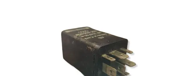 Audi A4 S4 B5 8D Other relay 8D0959257