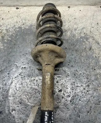 Skoda Octavia Mk1 (1U) Front shock absorber with coil spring