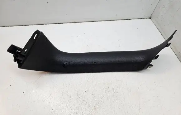 Volkswagen Golf Sportsvan Tailgate/trunk side cover trim 510867604A