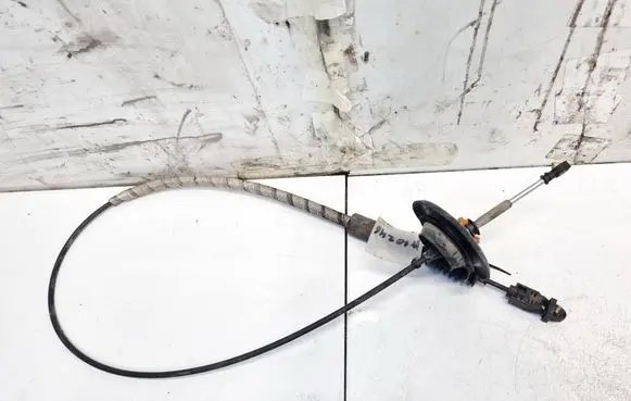 Chevrolet Captiva Gear shift cable linkage 