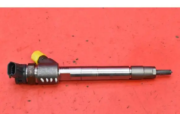 Ford Focus Fuel injector 9828959880
