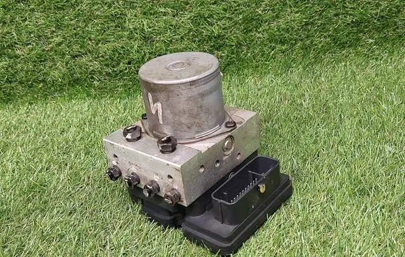 KIA Ceed ABS Pump 58920A2210 A258920500