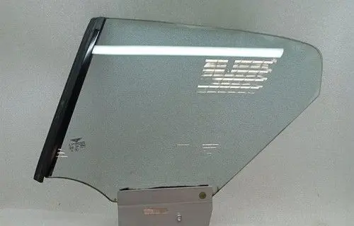 Bentley Mulsanne Rear door window glass 3W8845297F