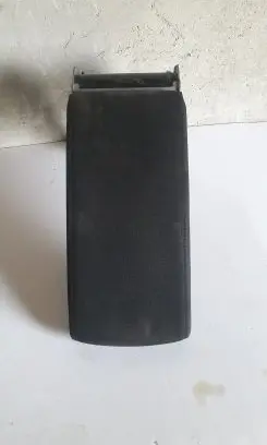 Volkswagen PASSAT B6 Armrest 1313 1513
