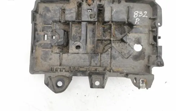 Battery tray