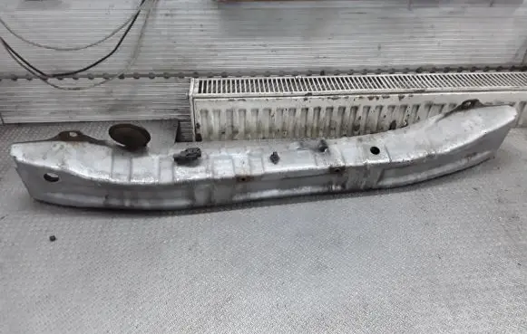 Mitsubishi Grandis Front bumper cross member