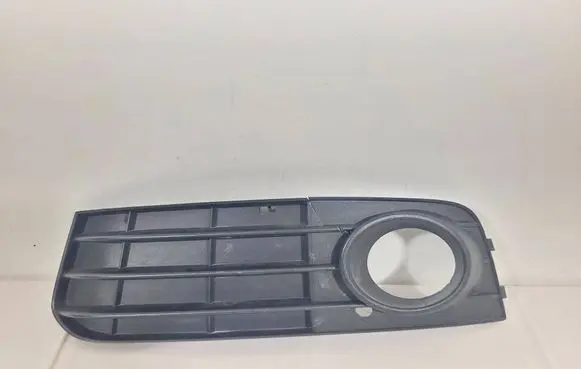 Audi A4 S4 B8 8K Front fog light trim/grill 8K0807681A