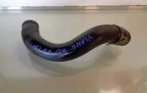 Mercedes-Benz Vito Viano W639 Turbo turbocharger oiling pipe/hose