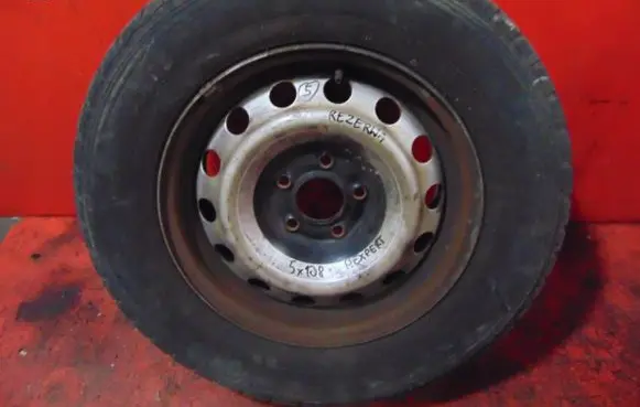 Citroen Jumpy R15 spare wheel 