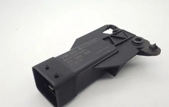 Coolant fan relay