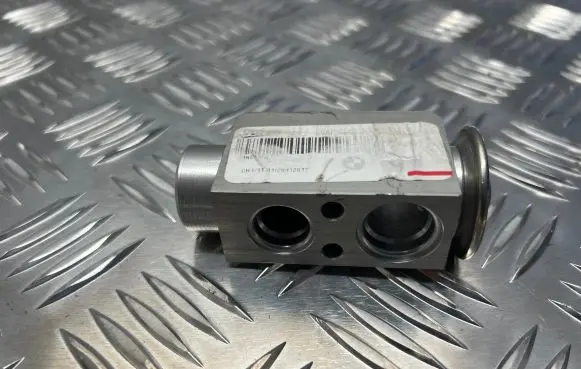 Air conditioning (A/C) expansion valve