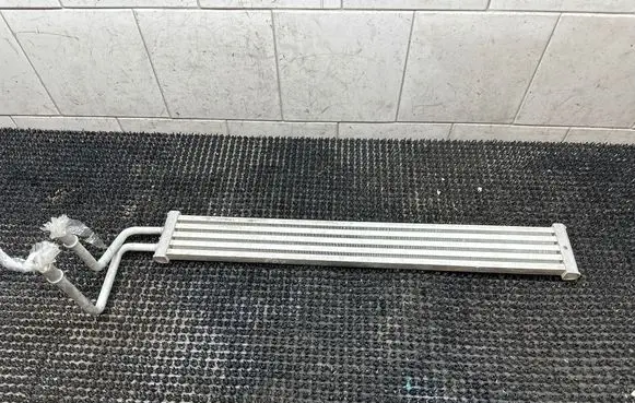 BMW 5 GT F07 Power steering radiator 7570100