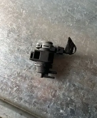 Nissan Qashqai Vacuum valve 8200575400