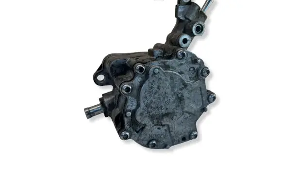 Volkswagen PASSAT B6 Vacuum pump 038145209
