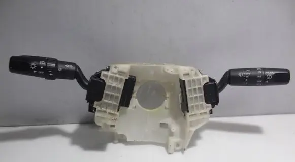 Mazda 3 I Light switch