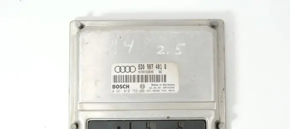 Audi A4 S4 B5 8D Engine control unit/module 8D0907401Q