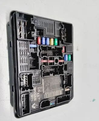 Renault Arkana Fuse module 284B64086R