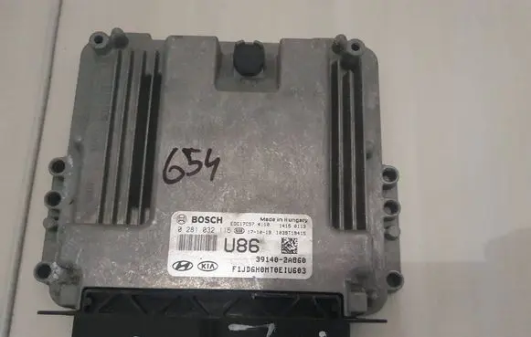 KIA Ceed Engine control unit/module 0281032115 391402A860