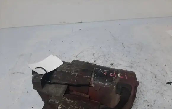 Renault Megane II Starter motor 8200227092 M000T91581