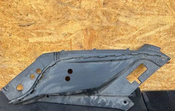 Volvo XC90 Radiator trim 31442733