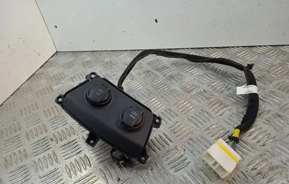 KIA Sportage 12 V Socket (rear) 96125C5000