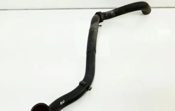 Volkswagen Golf IV Engine coolant pipe/hose 15705T1