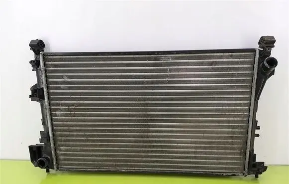 Opel Vectra C Coolant radiator 20AU0049