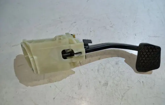 BMW 3 F30 F35 F31 Brake pedal C4005570SE