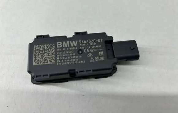 BMW 7 G70 Aerial antenna amplifier 5A6A020