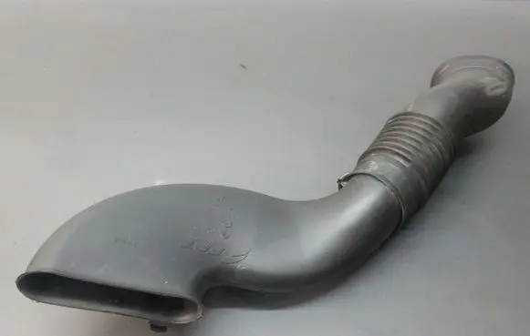 Fiat Croma Air intake duct part 55211797