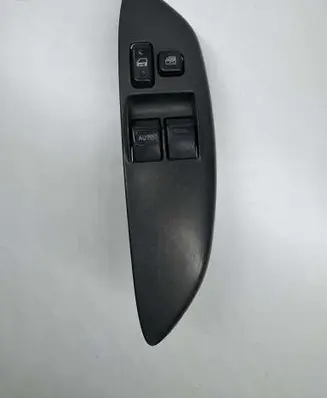 Toyota Yaris Electric window control switch 0113Y04