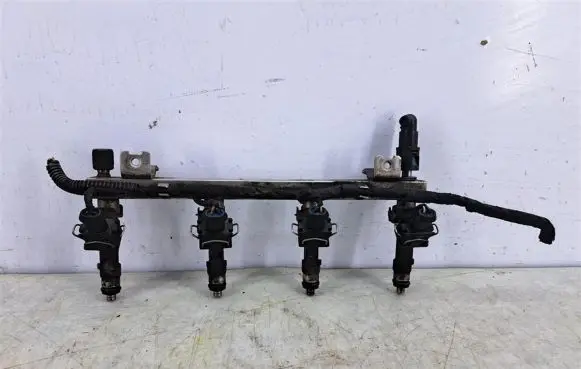 Opel Astra G Fuel main line pipe