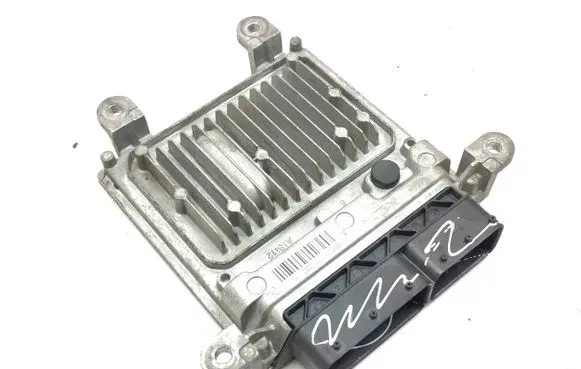 Mercedes-Benz GLK (X204) Engine control unit/module A6519005301 28380751 A6519013301