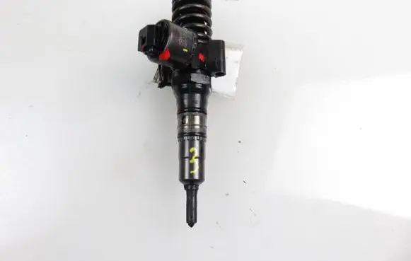 Audi A3 S3 8P Fuel injector 0986441530 036130073BX