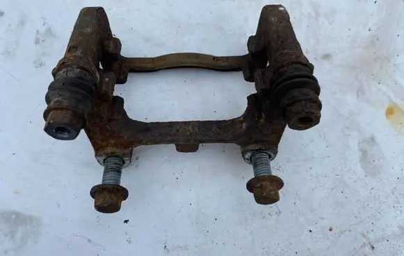 Ford Galaxy Brake caliper pad carrier rear 1487B