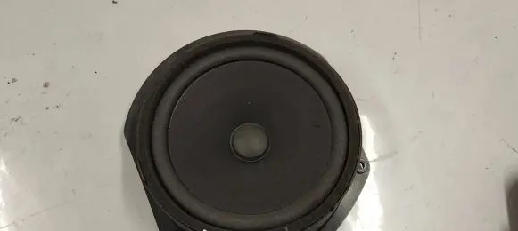 Tesla Model S Front door speaker 100483302a