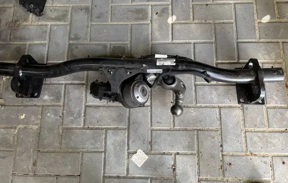 Volvo V60 Tow bar 32270822