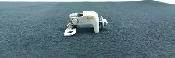 Peugeot 208 Tailgate/trunk/boot hinge 9801087880 06GZ