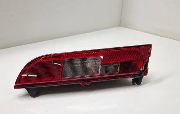 BMW i3 Rear bumper light 7304043