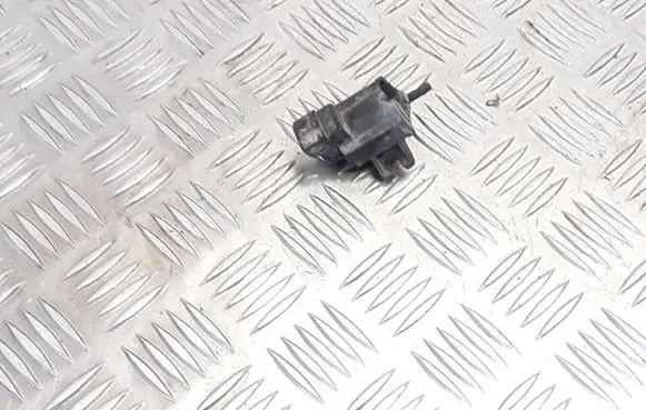 Opel Meriva A Vacuum valve 72244800