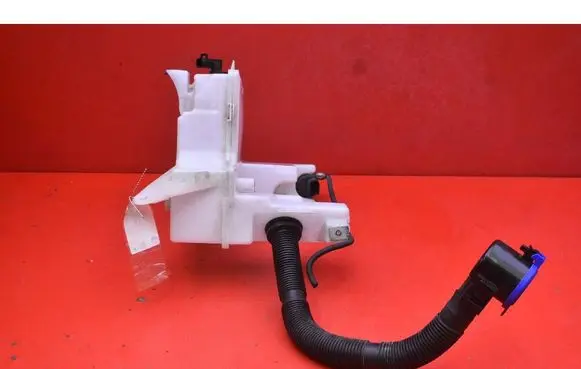 Ford Focus Windshield washer fluid reservoir/tank JX7B17B613BF