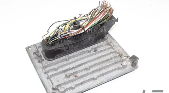 Ford Fiesta Engine control unit/module 4S6112A650SE